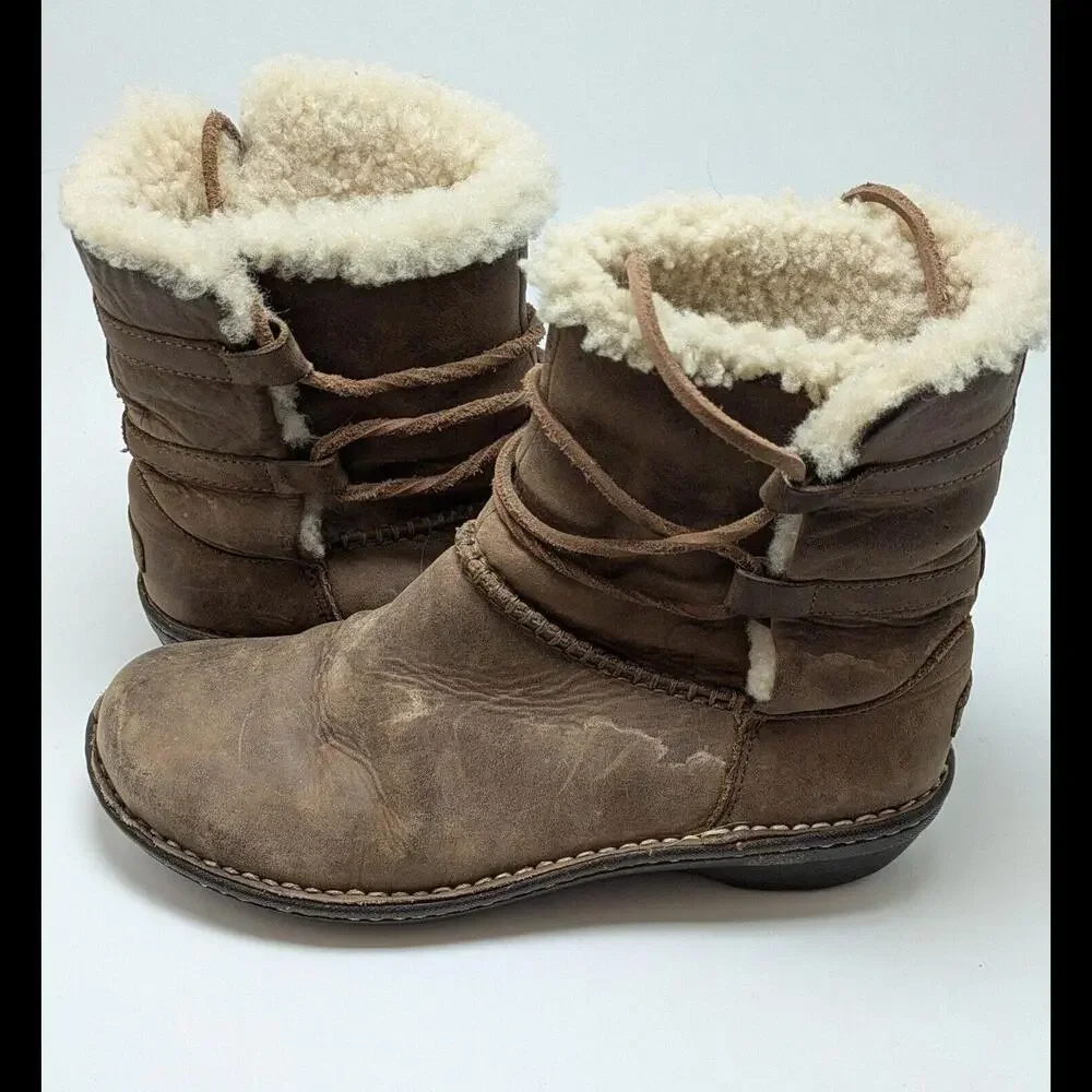 Womens UGG Caspia Brown‎ Leather Shearling Lined Ankle Boots 1001815 Size 9